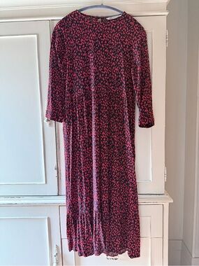 Zara Red and Black Long Sleeve Leopard Print Midi Dress